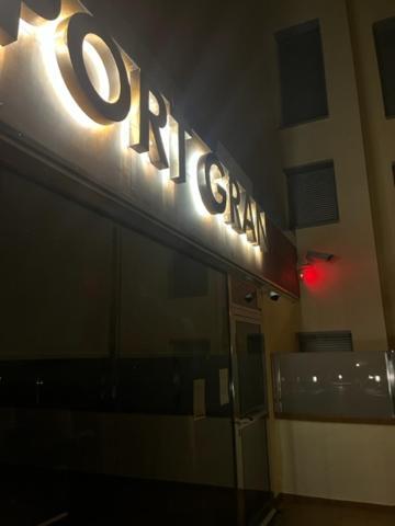 Atico En Port Gran Roses Apartment ภายนอก รูปภาพ